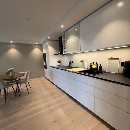 2 Bedroom - Within Walking Distance To Ons 2024 Apartment Stavanger